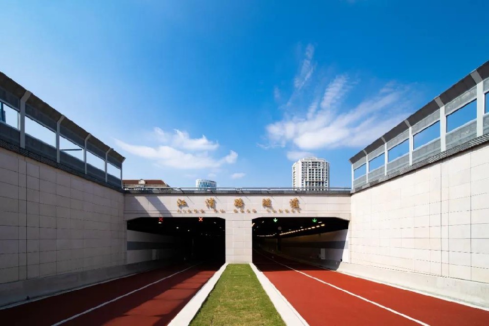 江浦路越江隧道新建工程主线投入试运营更方便往返浦东浦西